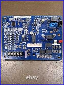 Carrier Bryant CEBD431231 04 RA Circuit Board HK42FZ086 CEPL131231 chipped
