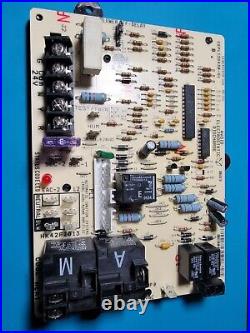 Carrier Bryant CEPL130438-01 Furnace Control Circuit Board HK42FZ013