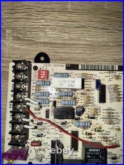 Carrier Bryant CEPL130948-02 Furnace Control Circuit Board HK42FZ040 Used