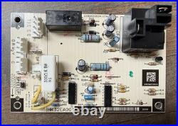 Carrier Bryant Payne Furnace Control Board Lot HK32EA001 LH33WP002A HVAC