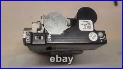 OEM used Carrier Bryant White-Rodgers Furnace Gas Valve EF34CW181
